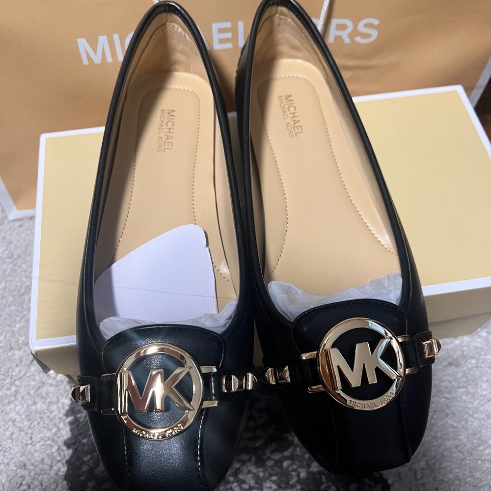 Michael Kors flats